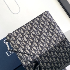 Christian Dior Clutch Bags